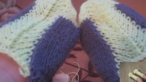 Простые следки на двух спицах, для новичков и не только.