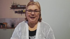 Связала берет.Примерка/.Вяжу Деда Мороза и джемпер.