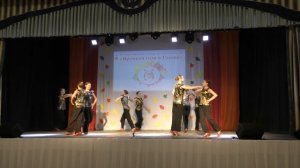 Гусевская ДШИ, «Звуки», Образцовый хореографический ансамбль «Русские узоры»