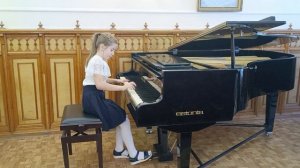 Володенкова Мария. 8 лет. 2 класс. И. Парфёнов - Жонглёр. Младшая группа.