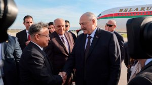 Лукашенко прибыл с официальным визитом в Алжир