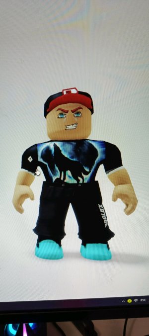 играю в роблокс со всеми кто захочет со мной