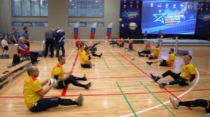 В Калуге стартовали Всероссийские соревнования "Кубок Защитников Отечества" по волейболу сидя.