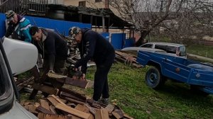 3.12.25.Анапа.Готовим дрова у Ашота.