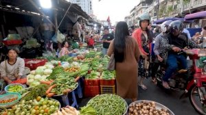 🌙 Камбоджа 2025: вечерний фуд-тур по рынку Тул Том Поунг – огонь! 🍢