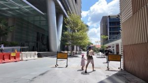 Сингапур прогулка по деловому центру города улицы люди и огни города 🌃💫