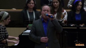 Я иду по дороге земной..