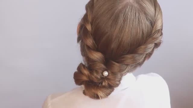 Красивая прическа на длинные волосы - жгуты