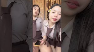 MAHASISWI PULANG KAMPUS LIVE SANTAI SAMA TEMAN TEMAN SALING NGOBROL SERU SERUAN.mp4