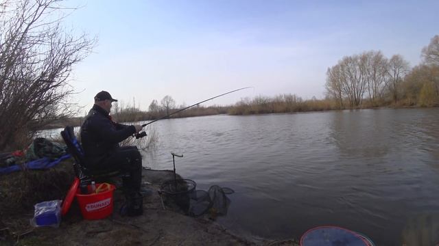 Фидерный сезон открыт  Рыбалка с Максимом Бочаровым на Орликах 2025