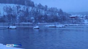 В посёлке под Калтаном часть понтонного моста рухнула в воду