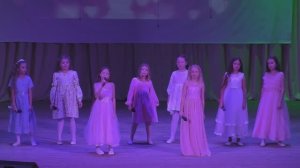 Праздничный концерт, посвящённый Дню матери.