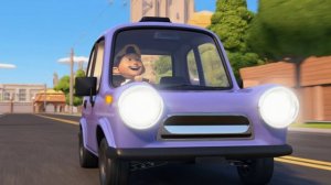 Детки за рулём машинок