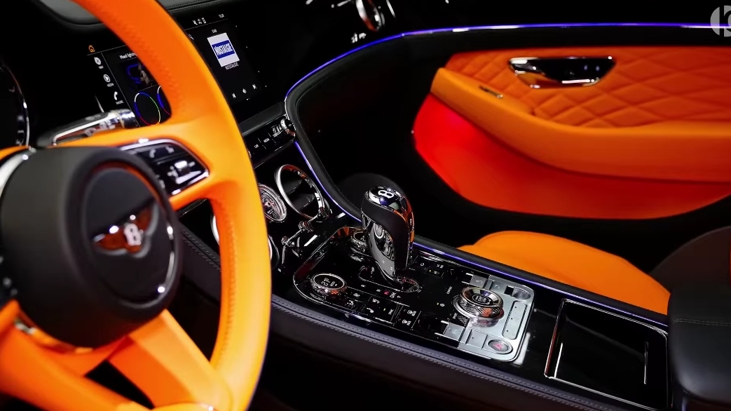 Bentley Continental 2025 обзор интерьера и экстерьера