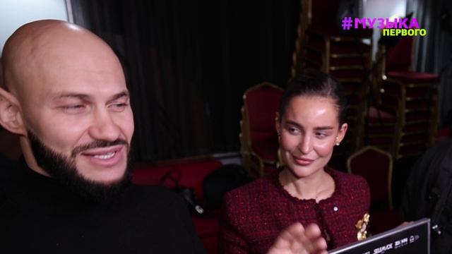 Новости Первого | Майли Сайрус подтвердила помолвку | «Stray Kids» поставила музыкальный рекорд