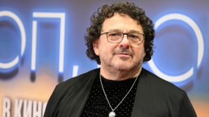 Чахнет без любви: как одиночество сказалось на жизни Игоря Саруханова