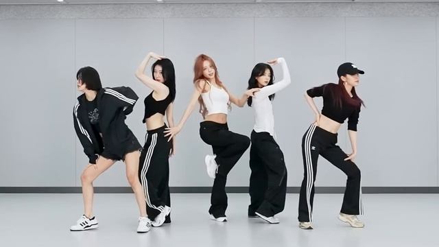 ITZY - GIRLS WILL BE GIRLS DANCE MIRRORED смотреть онлайн