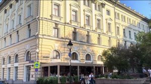 Москва прогулка по улицам столицы оживленные улочки и атмосфера города 🌆✨