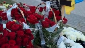 За Макдоналдс! 
 
Казалось бы, что это прям махровая пропаганда, ан-нет. Кастрюлеголовые действитель