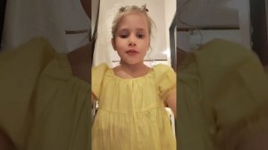 Есения распаковка игрушки