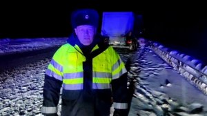 На трассе "Енисей" водитель легкового авто спровоцировал ДТП с двумя грузовиками