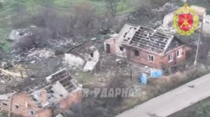 🇷🇺⚔🇺🇦Армия России штурмует Свято-Покровское: наш боец зачищает руины под Северском