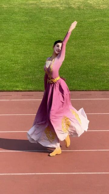 Конкурс, Танец прачки #LaundryDance #Тибетский танец @zhuzhu0330