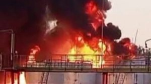 После атаки беспилотников под Тамбовом горит нефтебаза