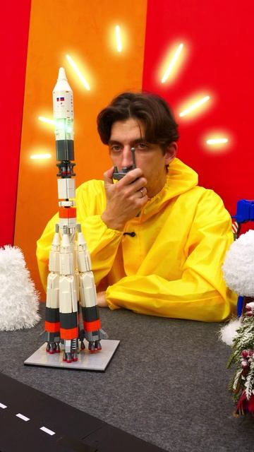 Игрушки для мальчиков. 😎✨Роскосмос Ракета-носитель Союз готова к запуску! Игры для детей смотреть онлайн