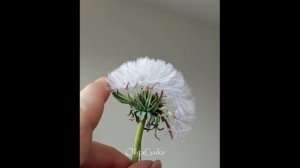 Одуванчик из шёлка.