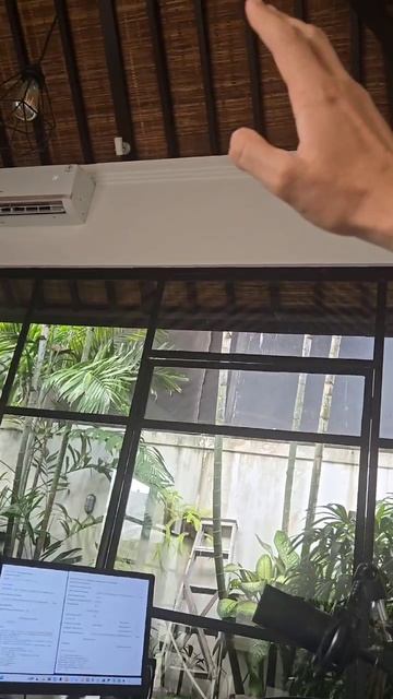 Протекла крыша 😳 смотреть онлайн