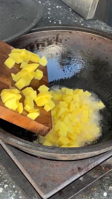 Жаренная печень с ароматным картофелем