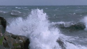 Шумит, волнуется прибой...  Ст. Р. Мартысь. Муз. Вильгельма Гольдербайна. Вокал Любови  Великановой.