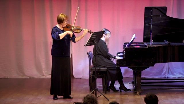 19 Х. Родригес «Кумпарсита», исп. Н.В.Ельцова, конц. Загребина Мария (Скопенко И.В.) смотреть онлайн