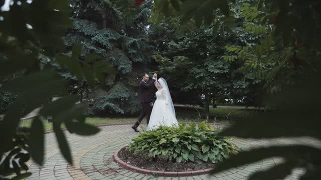 Свадебный танец Рустама и Зарины