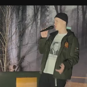 Каждому из нас... Быть на своём месте... И с честью исполнять свой долг, своё дело...