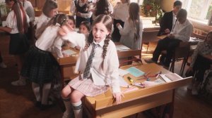 Алиса Буслова - Косички (официальное видео)