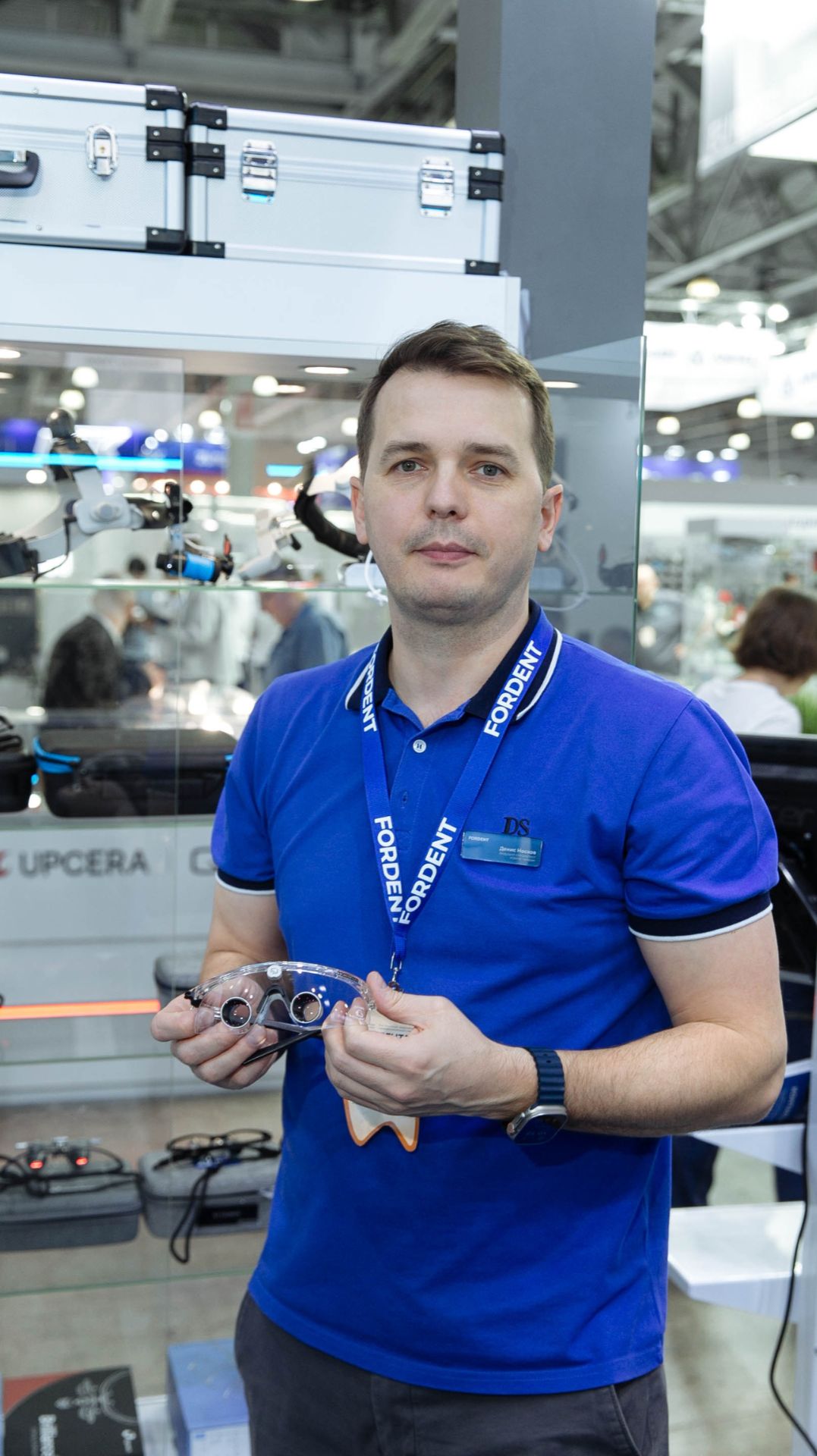  Отзыв на бинокулярные лупы с выставки Дентал Экспо Урал которая прошла в Екатеринбурге