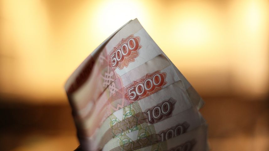 Россияне стали чаще жаловаться на зарплаты