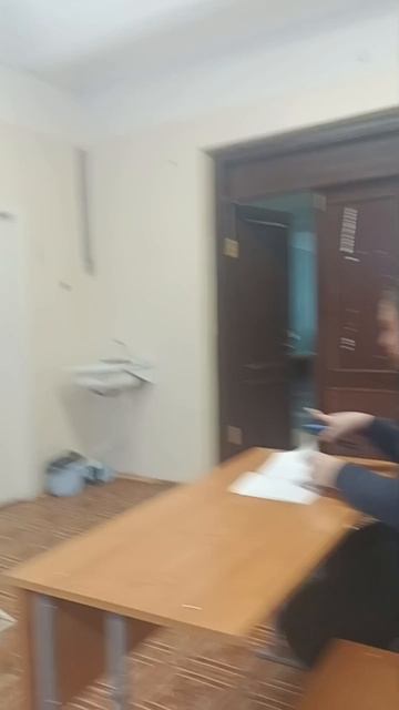 Какая у нас красивая физичка в шараге 