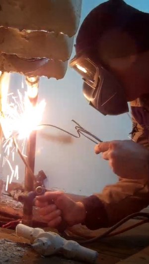 Газосварка ЖКХ.Меняем вентиль на кран gas welding of housing and communal services