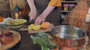 Кулинарный ASMR-ролик продолжительностью 2 часа  камин, дождь underatinroof