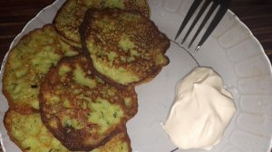 АРХИВ.  Оладушки из кабачков 😊 по рецепту папы!