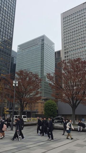 И снова на метро едем на центральный вокзал Токио