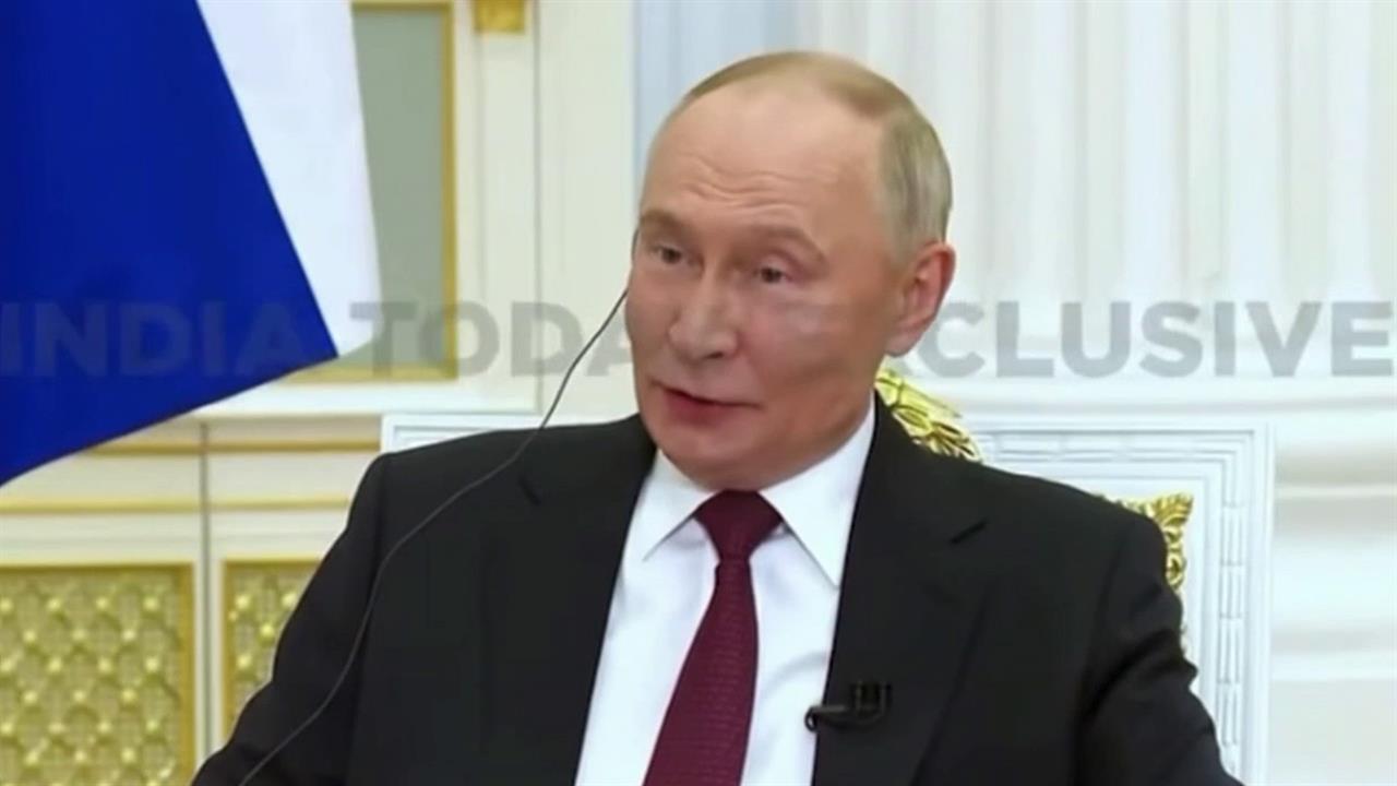 Владимир Путин: ВС РФ освободят Донбасс и Новороссию вооруженным путем либо ВСУ покинут их сами.