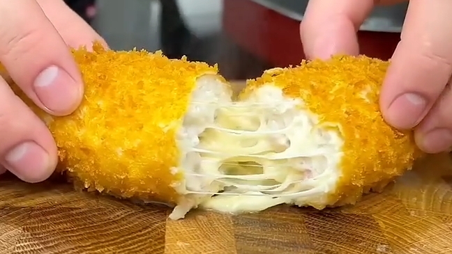 Шницель «Кордон Блю»...🥓🧀😋    Рецепт ⤵️