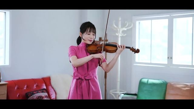 Ayako Ishikawa_YOASOBI  - Idol_ on Stradivarius. Скрипка