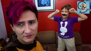 Манкиту играют в челлендж с кубиком и прятки с Пиковой дамой.