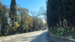 Ливадия пгт. От часовни, по ул.Батурина. Органный зал. Ливадийский дворец. 14.11.2025. Крым.Crimea.