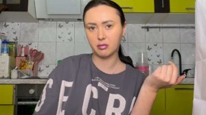 "Зажигалка просто зажглась": блогер-мукбангер сожгла квартиру в прямом эфире